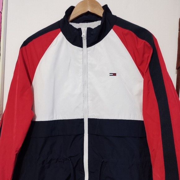 NWT⭐Tommy Hilfiger Windbreaker - Picture 3 of 15